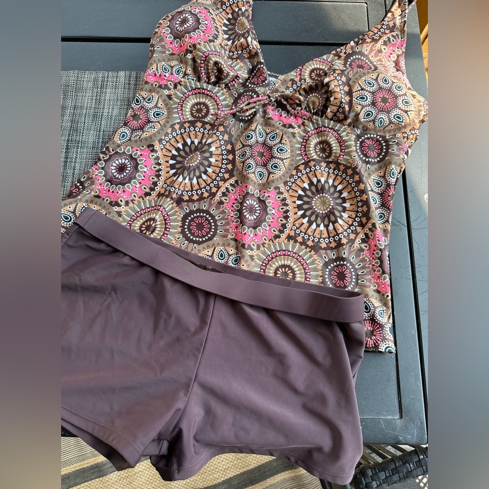 Women’s brown swim top and bottom - L